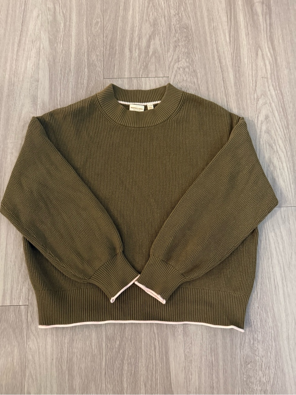 Scotch & Soda Olive Crewneck Sweater with Contrast Trim